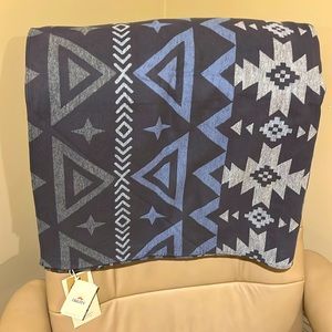 Faherty Collectors Edition Doug Good Feather throw blanket NWT